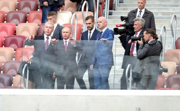 Путин сомневается в своем посещении матча Россия -  Испания